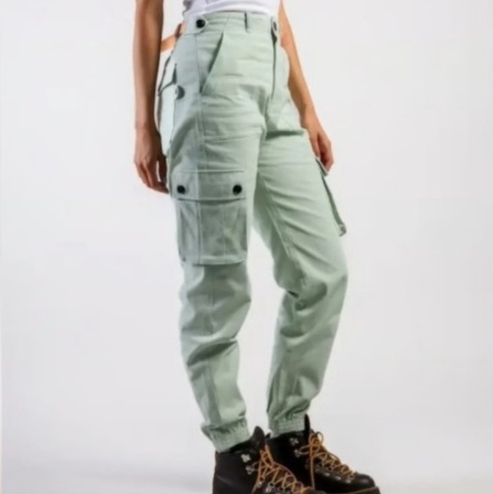 Wondery Sage Hiking Pants